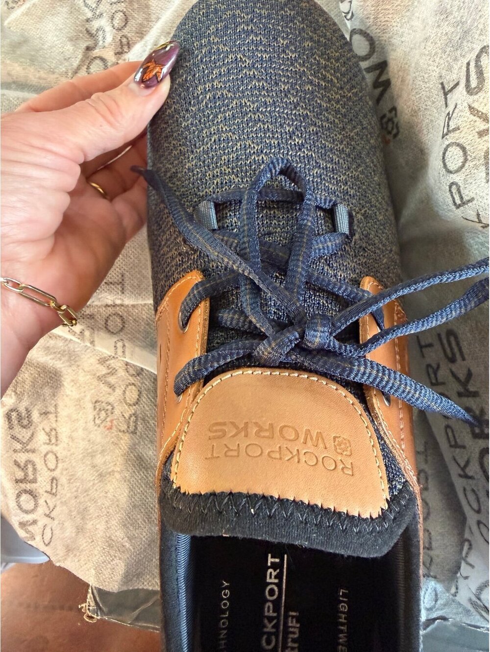 New- Rockport Blue & Tan  -Mens Work Shoes  10.5 ESD Composite Toe - Picture 4 of 8